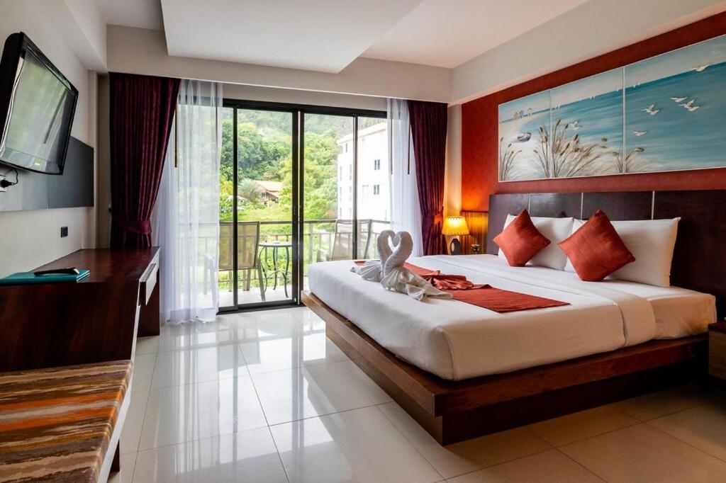Dipantai Boutique Beach Resort Patong Dış mekan fotoğraf
