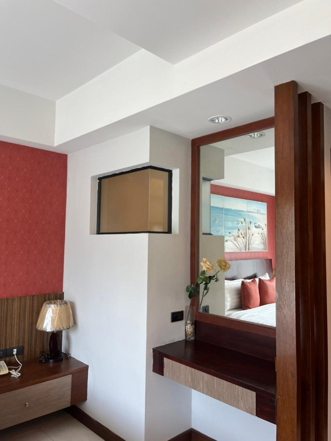 Dipantai Boutique Beach Resort Patong Dış mekan fotoğraf
