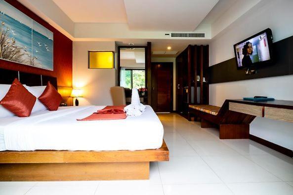 Dipantai Boutique Beach Resort Patong Dış mekan fotoğraf